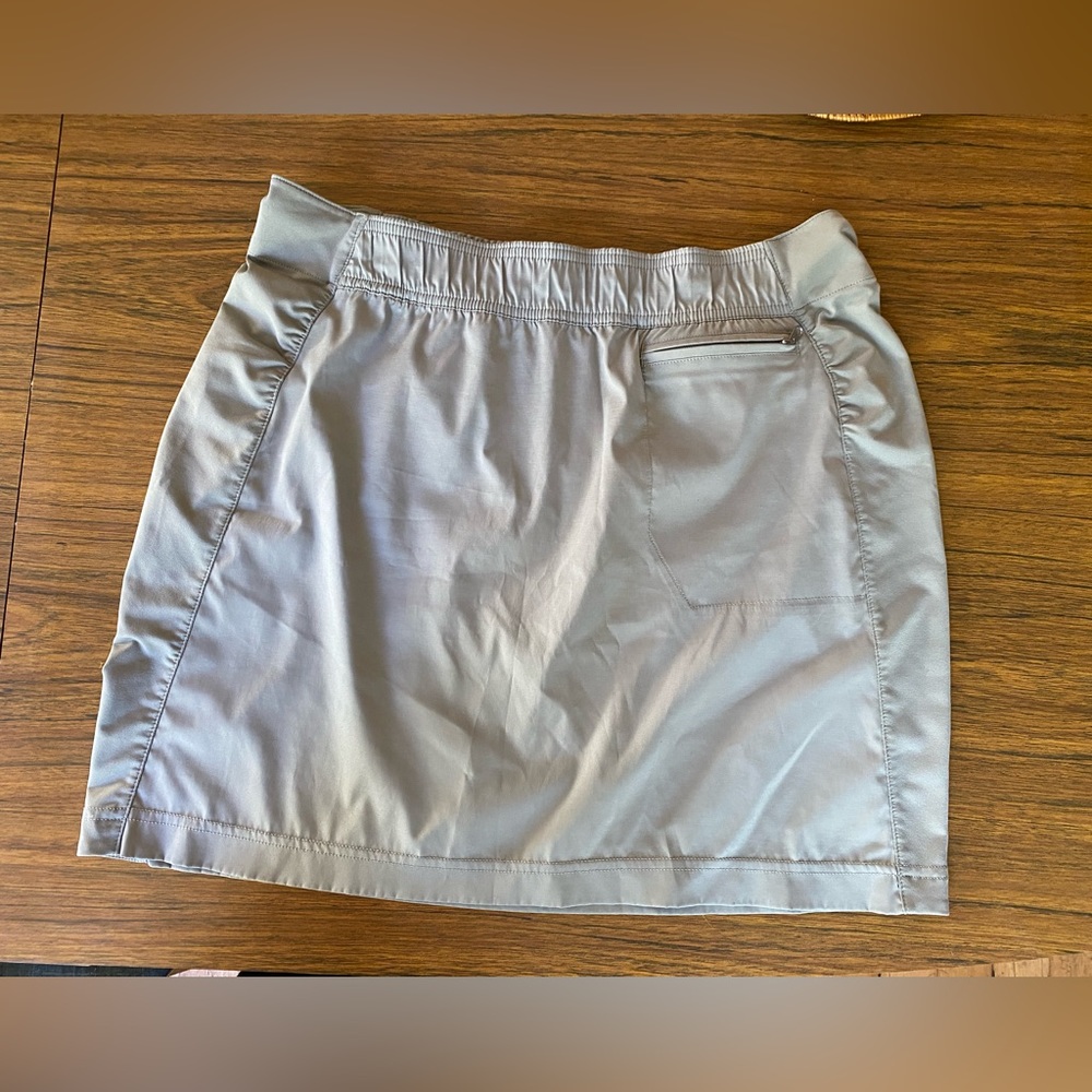 Exoffino skirt REI